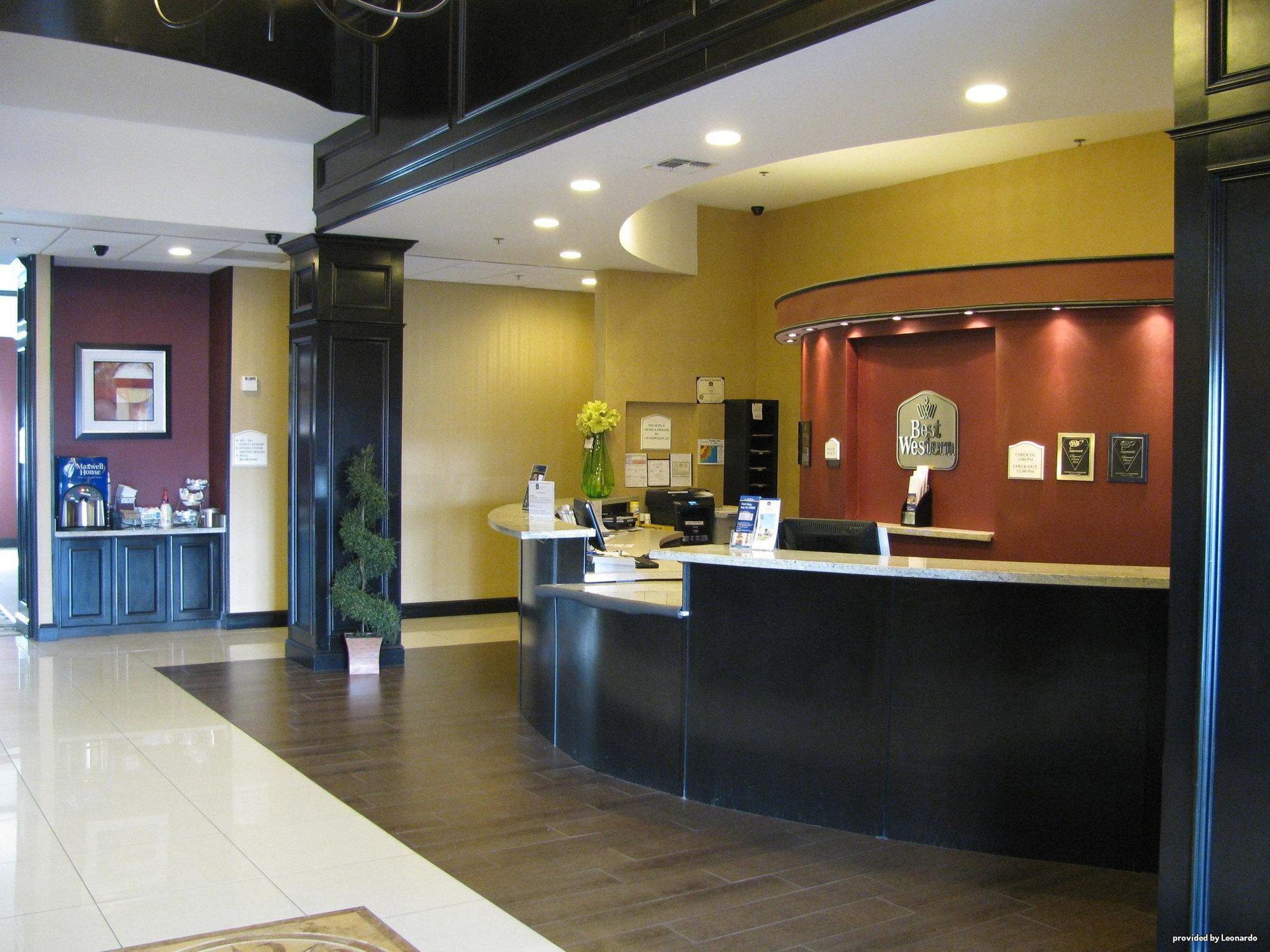Red Roof Inn & Suites Лонгвью Экстерьер фото